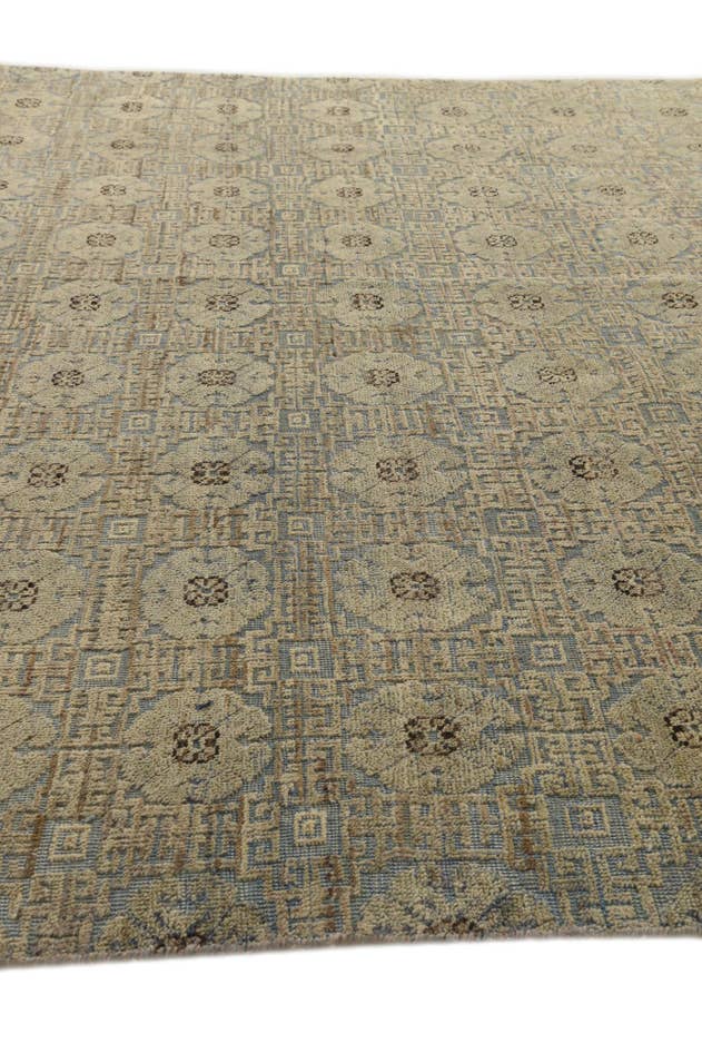 Detail image of 8' 9 x 12' 8 Hand Knotted Darya Wool Rug