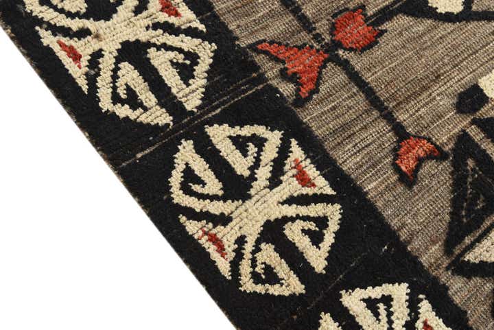 8' x 10' 4 Hand Knotted Darya Wool Rug