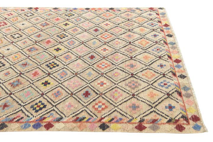 5' 10 x 8' Hand Knotted Darya Wool Rug