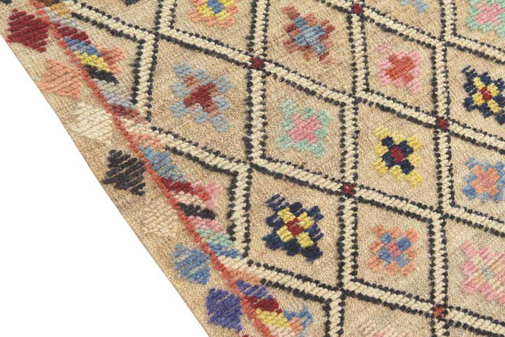 5' 10 x 8' Hand Knotted Darya Wool Rug