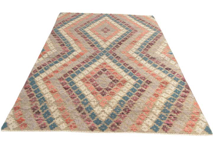 5' 7 x 8' 7 Hand Knotted Darya Wool Rug