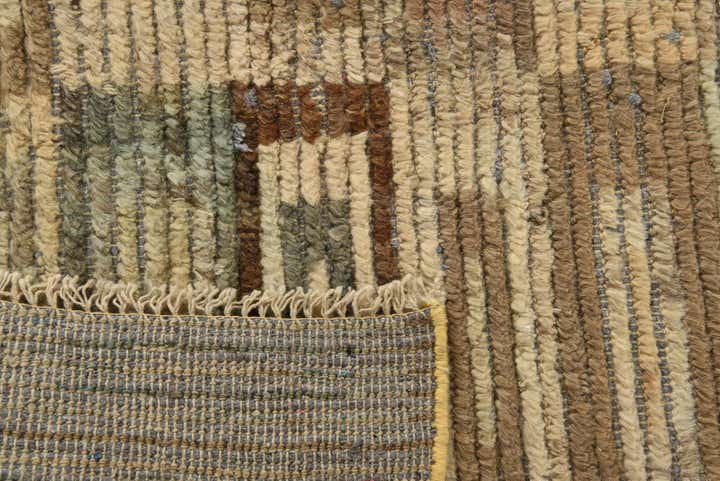 5' x 7' 8 Hand Knotted Darya Wool Rug