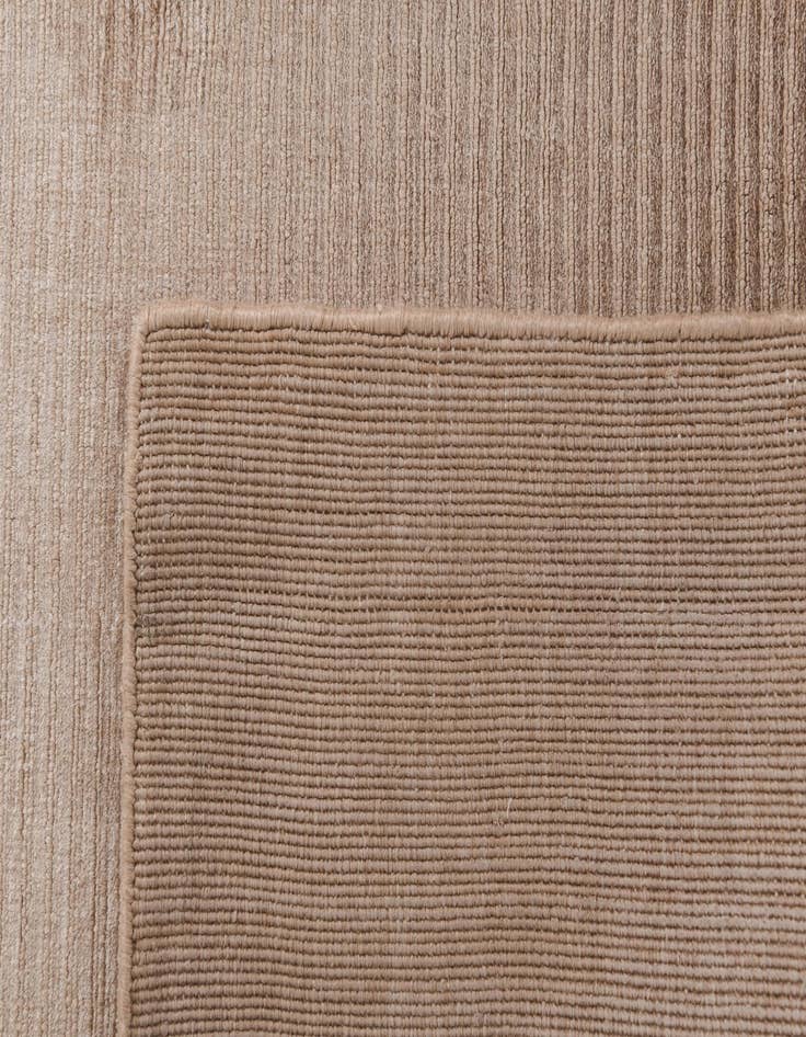 Detail image of 8' 3 x 11' 1  Hand Knotted Darya Wool Rug