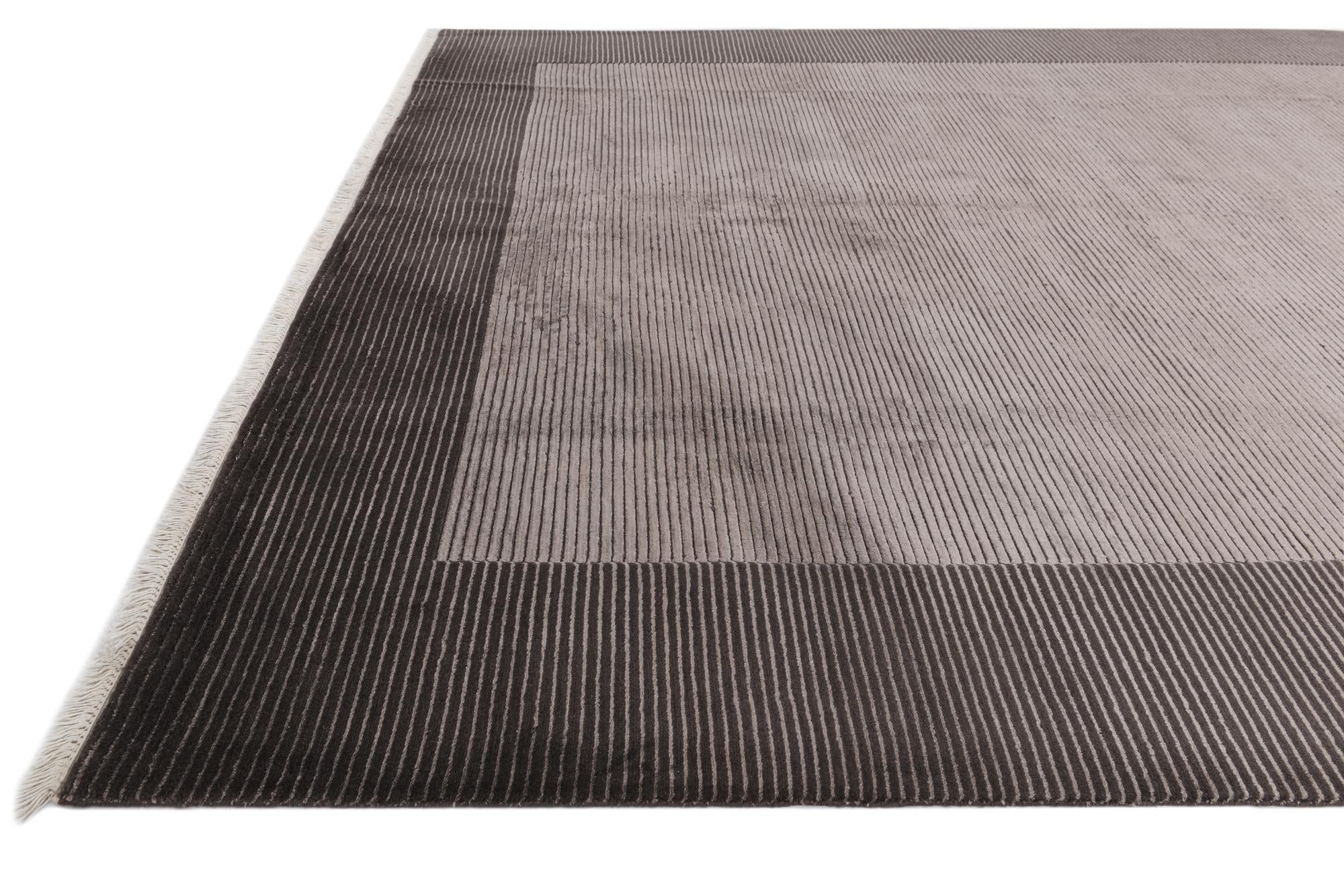 8' 1 x 11' 4 Hand Knotted Darya Wool Rug