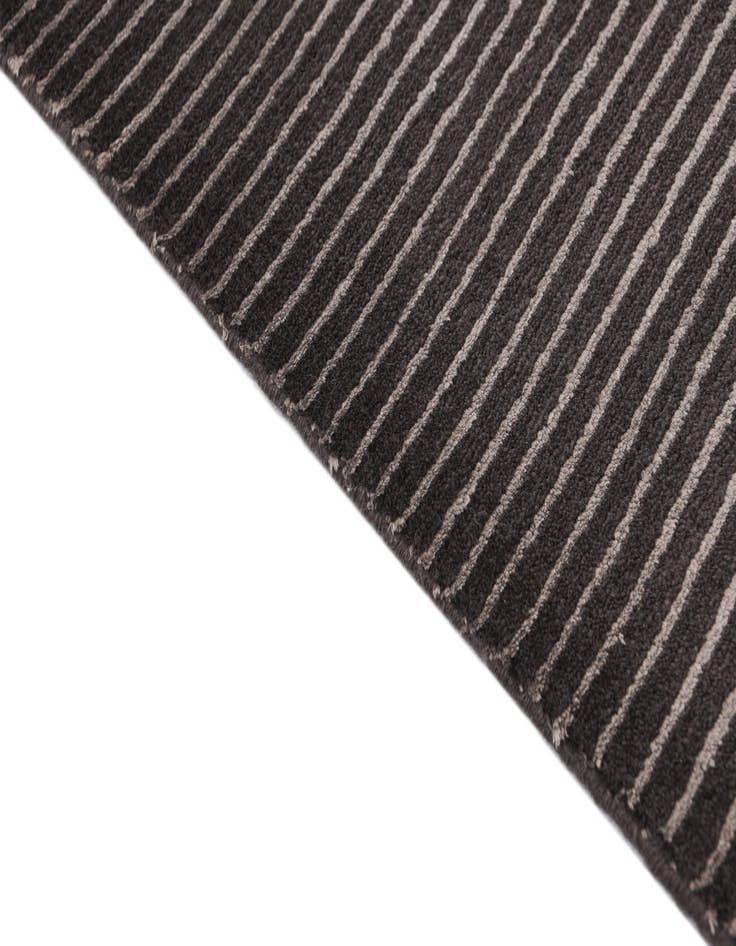 Detail image of 8' 1 x 11' 4  Hand Knotted Darya Wool Rug