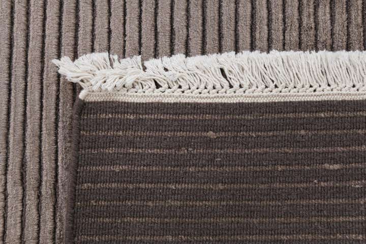 8' 1 x 11' 4 Hand Knotted Darya Wool Rug