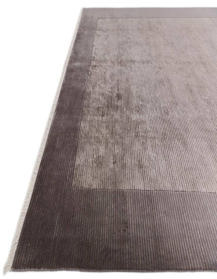 Detail image of 8' 2 x 11' 6  Hand Knotted Darya Wool Rug