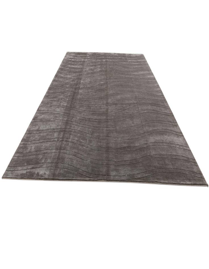 Detail image of 9' 10 x 13' 1  Hand Knotted Darya Wool Rug