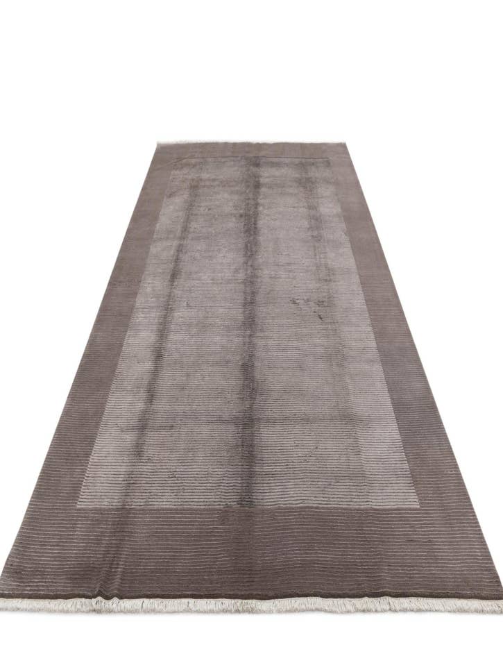 Detail image of 9' 7 x 13' 1  Hand Knotted Darya Wool Rug