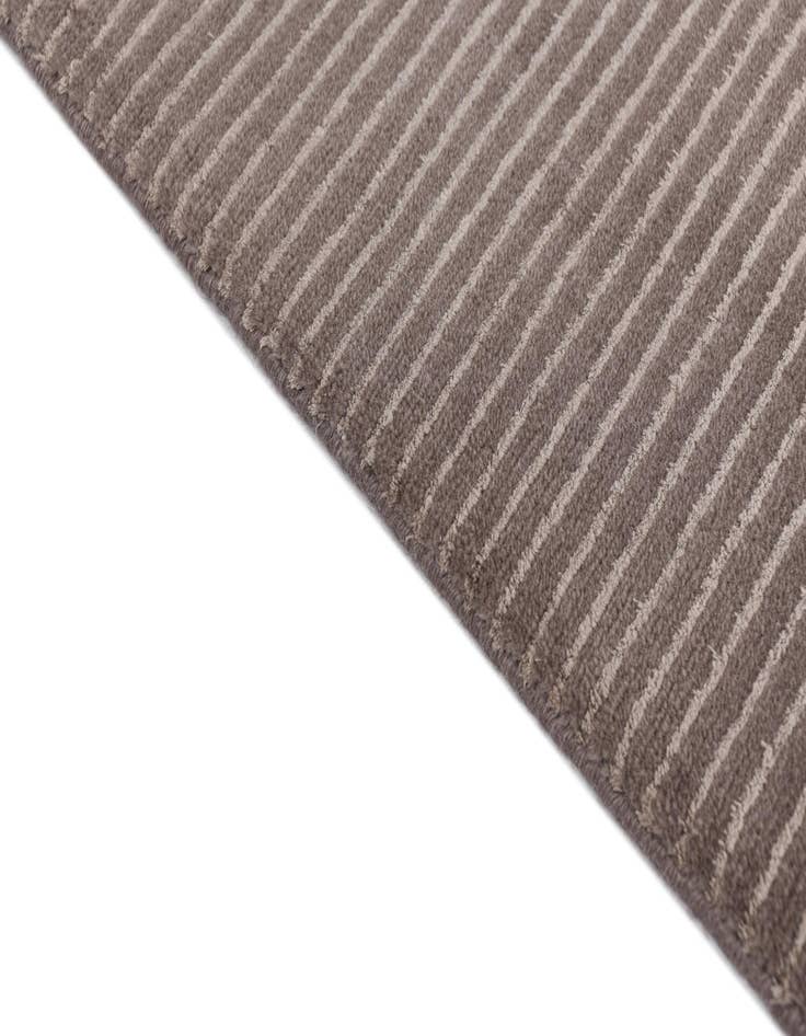 Detail image of 9' 7 x 13' 1  Hand Knotted Darya Wool Rug