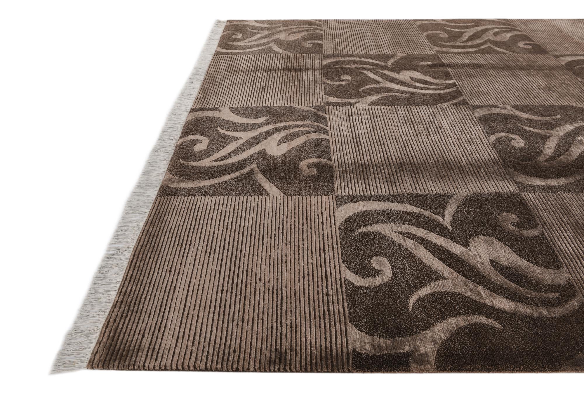 6' 8 x 10' 4 Hand Knotted Darya Wool Rug