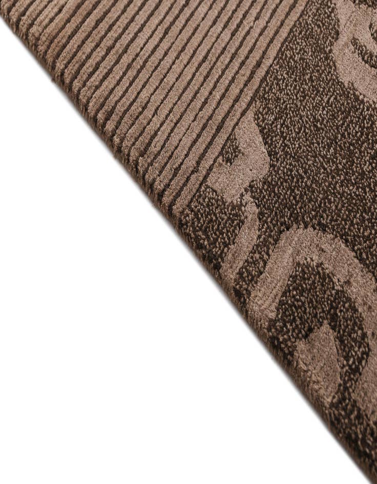 Detail image of 6' 9 x 10' 2  Hand Knotted Darya Wool Rug