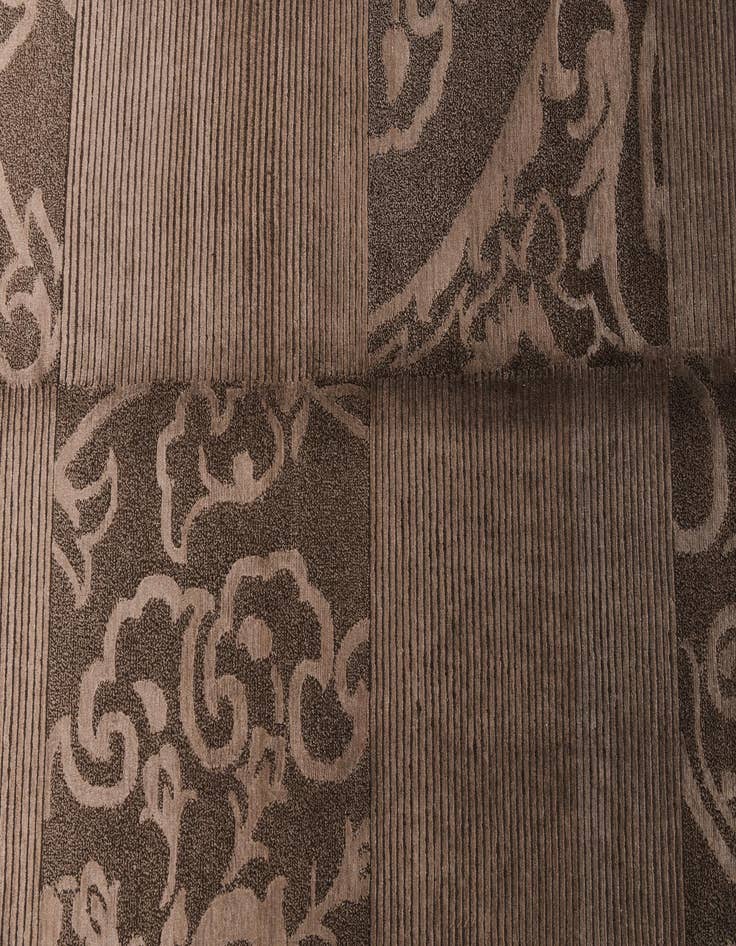 Detail image of 6' 9 x 10' 2  Hand Knotted Darya Wool Rug