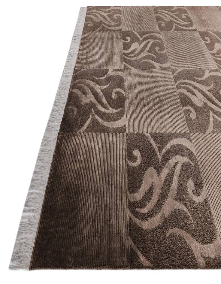 Detail image of 6' 8 x 10' 3  Hand Knotted Darya Wool Rug