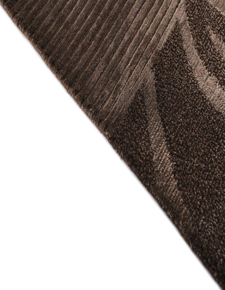 Detail image of 6' 8 x 10' 3  Hand Knotted Darya Wool Rug