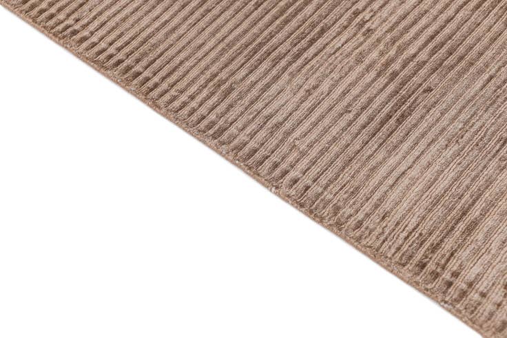 Detail image of 6' 5 x 9' 8 Hand Knotted Darya Wool Rug