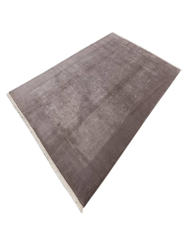 Detail image of 6' 6 x 9' 10  Hand Knotted Darya Wool Rug