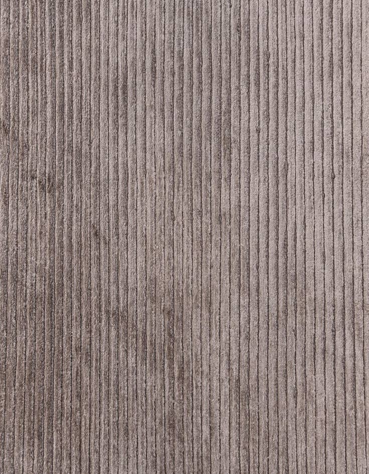 Detail image of 6' 6 x 9' 10  Hand Knotted Darya Wool Rug