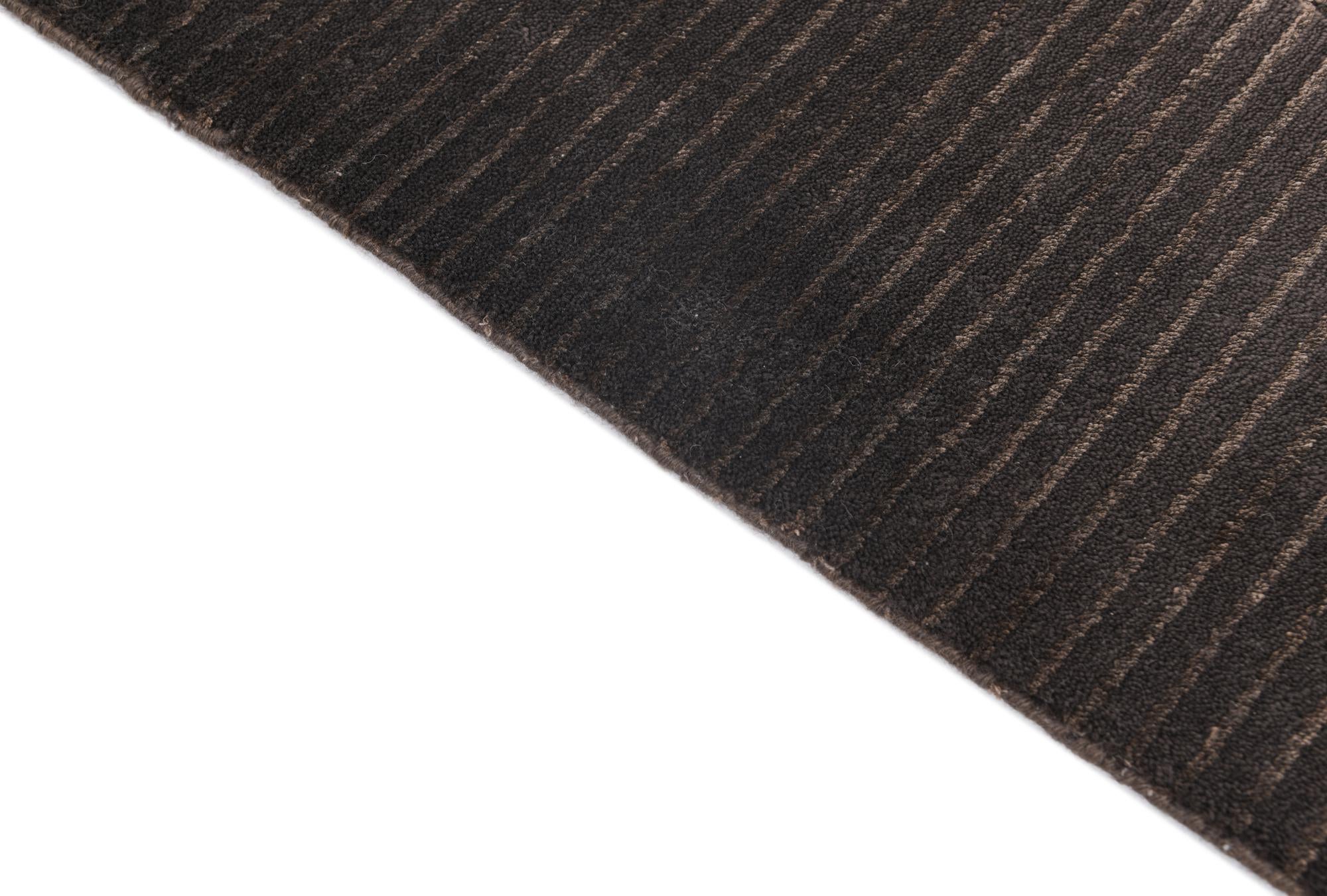 6' 7 x 9' 9 Hand Knotted Darya Wool Rug