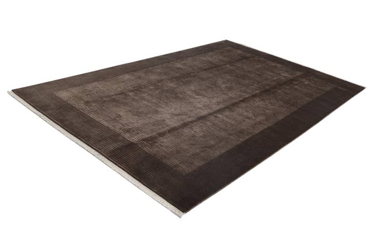 Detail image of 6' 7 x 9' 11 Hand Knotted Darya Wool Rug