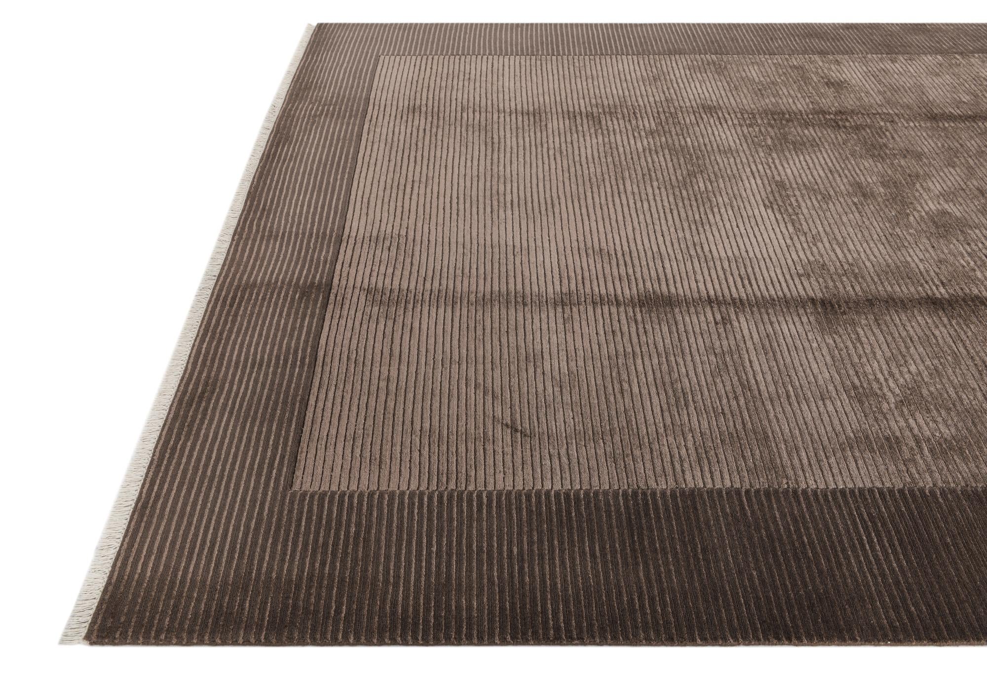 6' 7 x 9' 11 Hand Knotted Darya Wool Rug