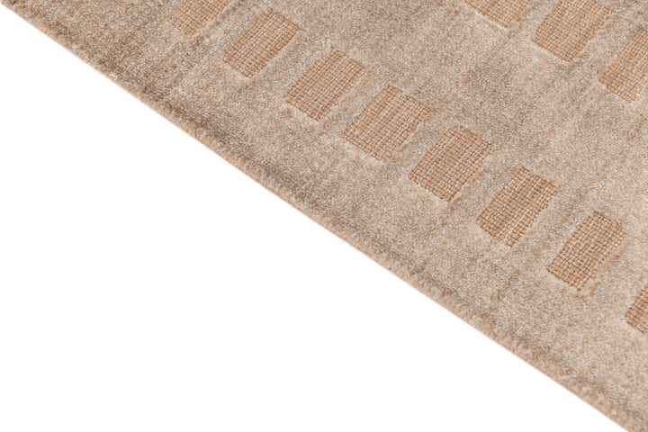 6' 7 x 9' 7 Hand Knotted Darya Wool Rug