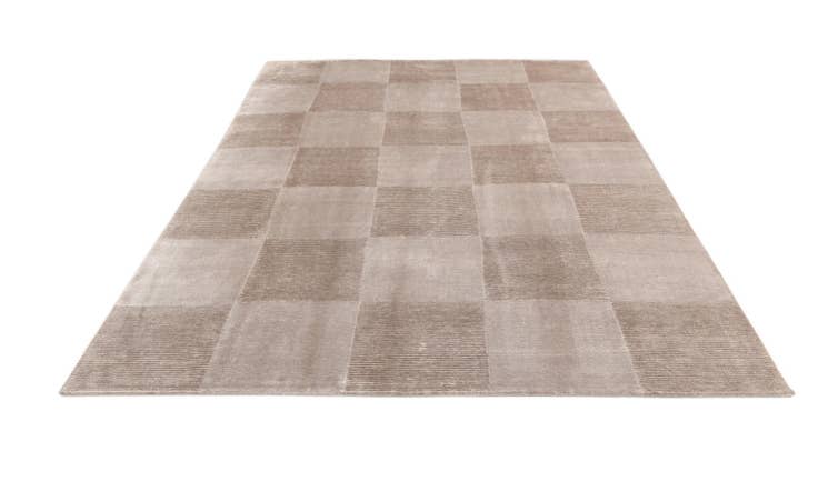 Detail image of 6' 7 x 9' 11 Hand Knotted Darya Wool Rug