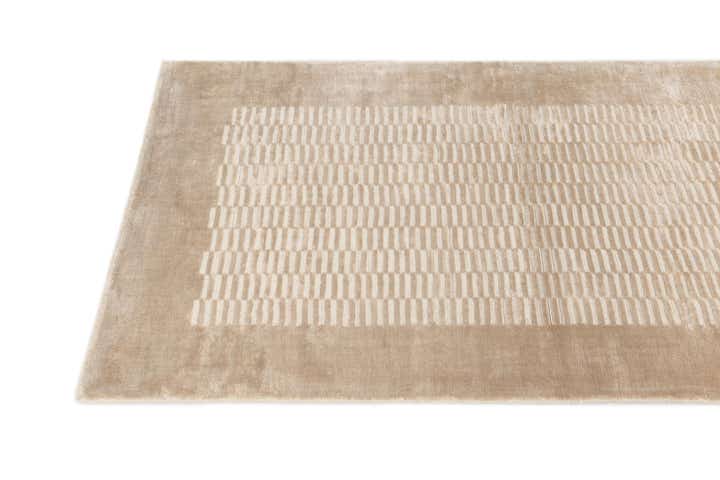 2' 8 x 4' 7 Hand Knotted Darya Wool Rug