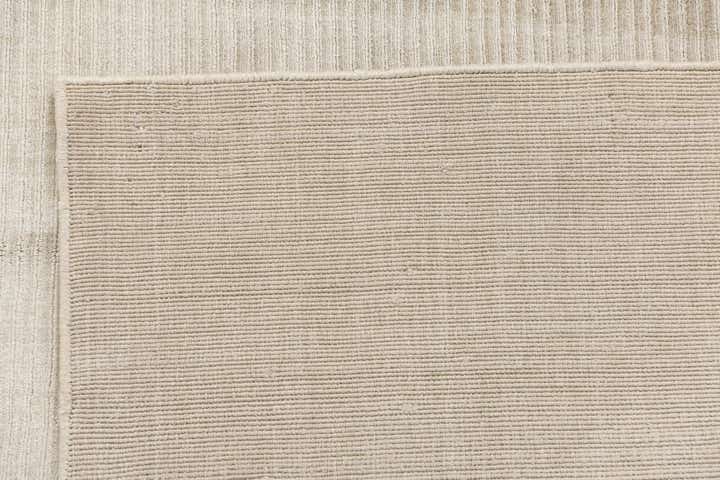 5' 6 x 7' 10 Darya Rug