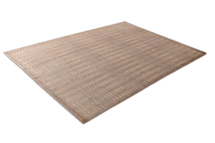 Detail image of 5' 7 x 7' 8 Darya Rug