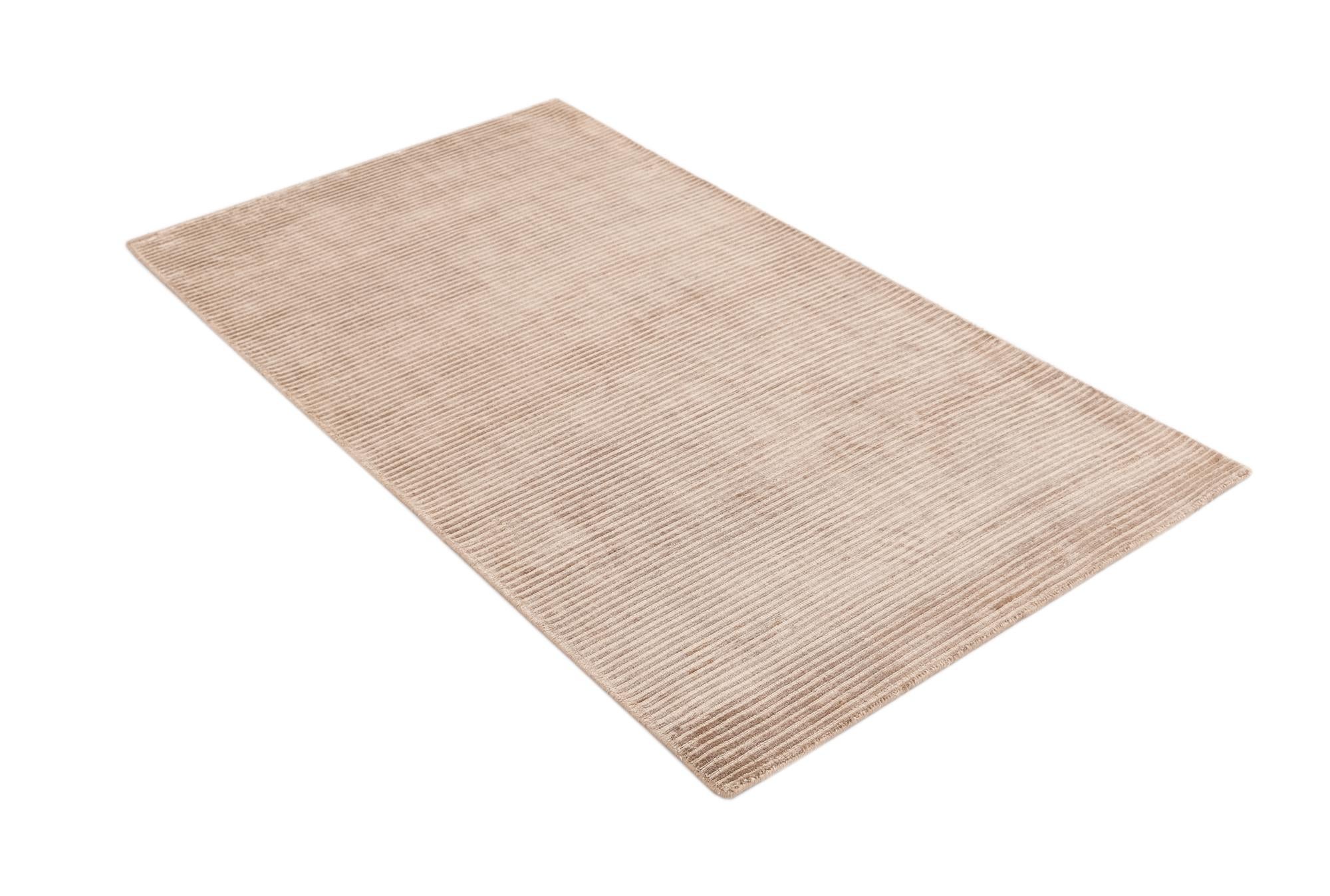 2' 7 x 5' Hand Knotted Darya Wool Rug
