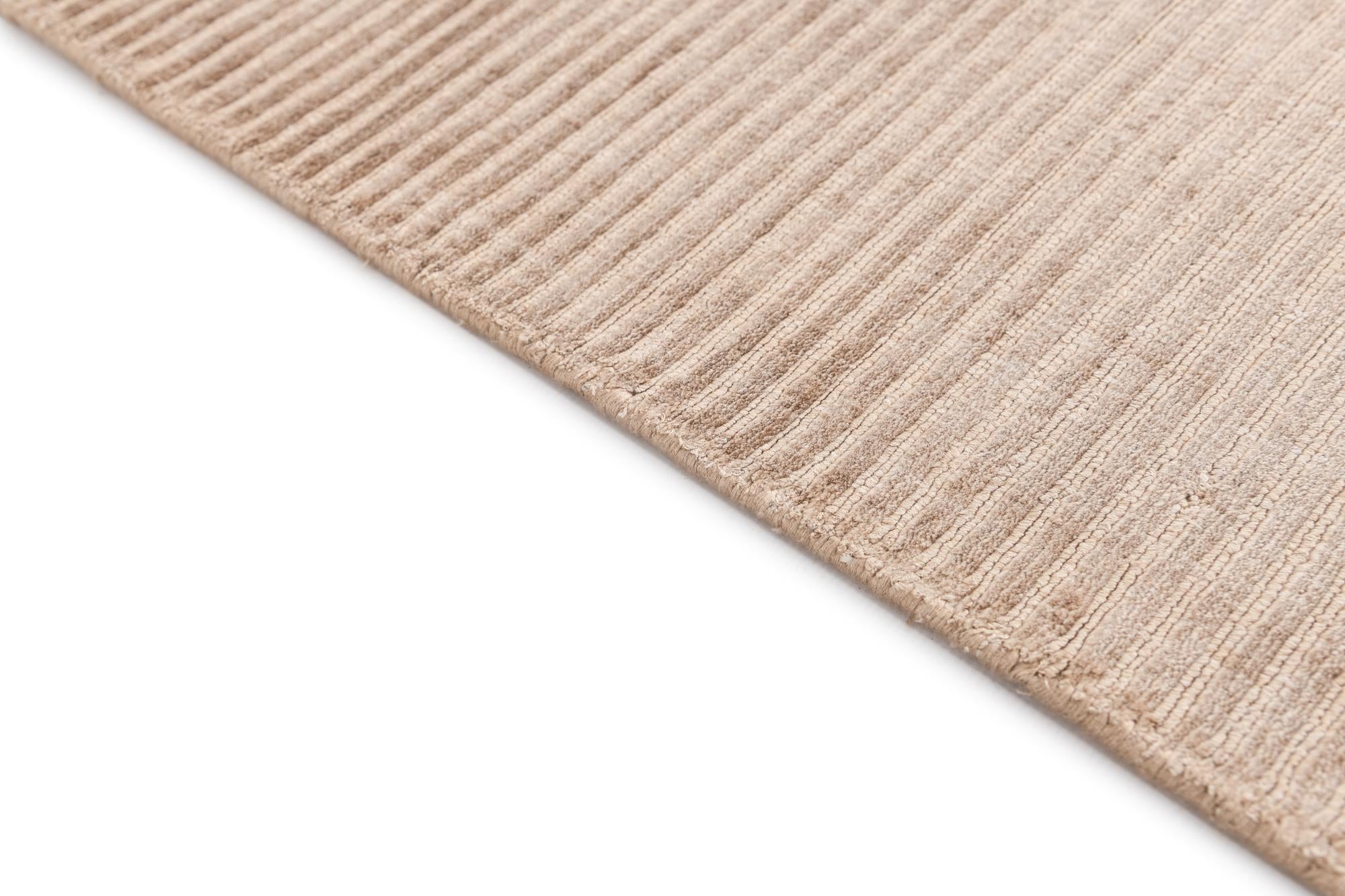 2' 7 x 5' Hand Knotted Darya Wool Rug