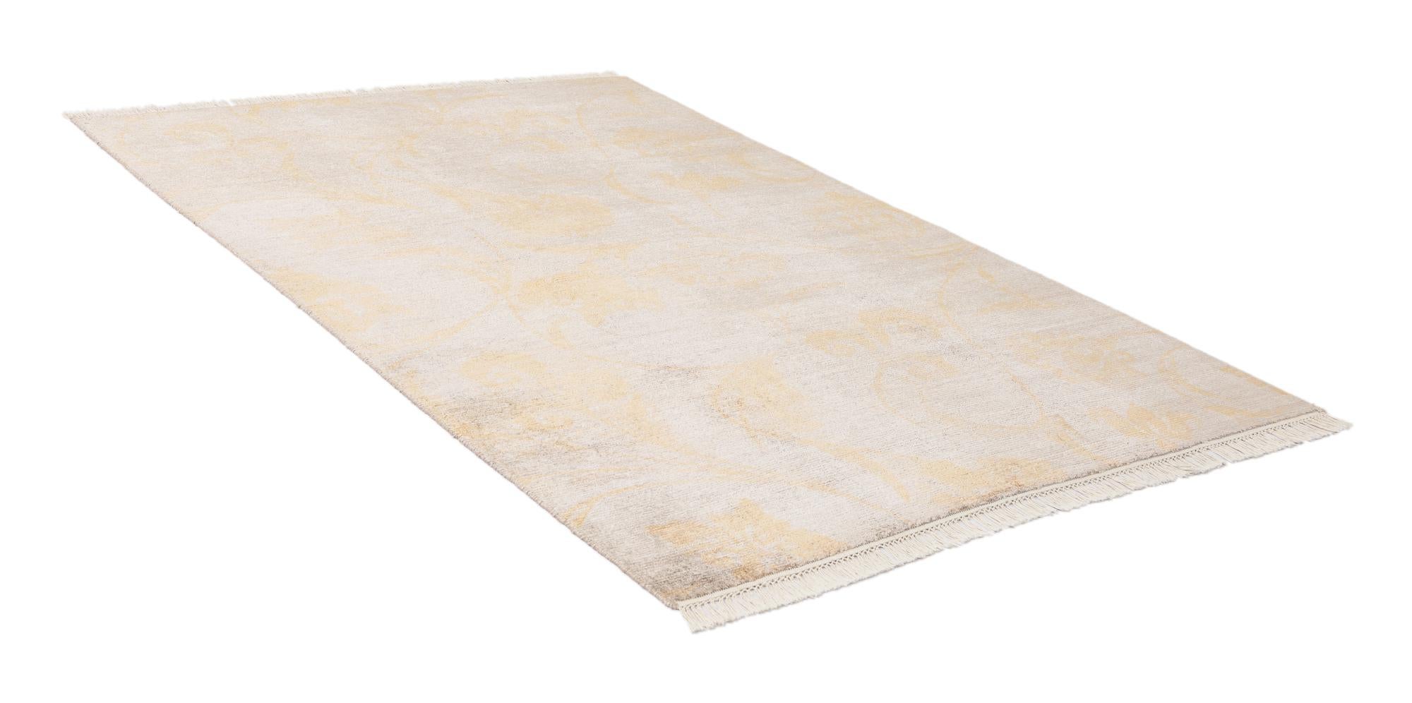 5' 3 x 7' 7 Hand Knotted Darya Wool Rug