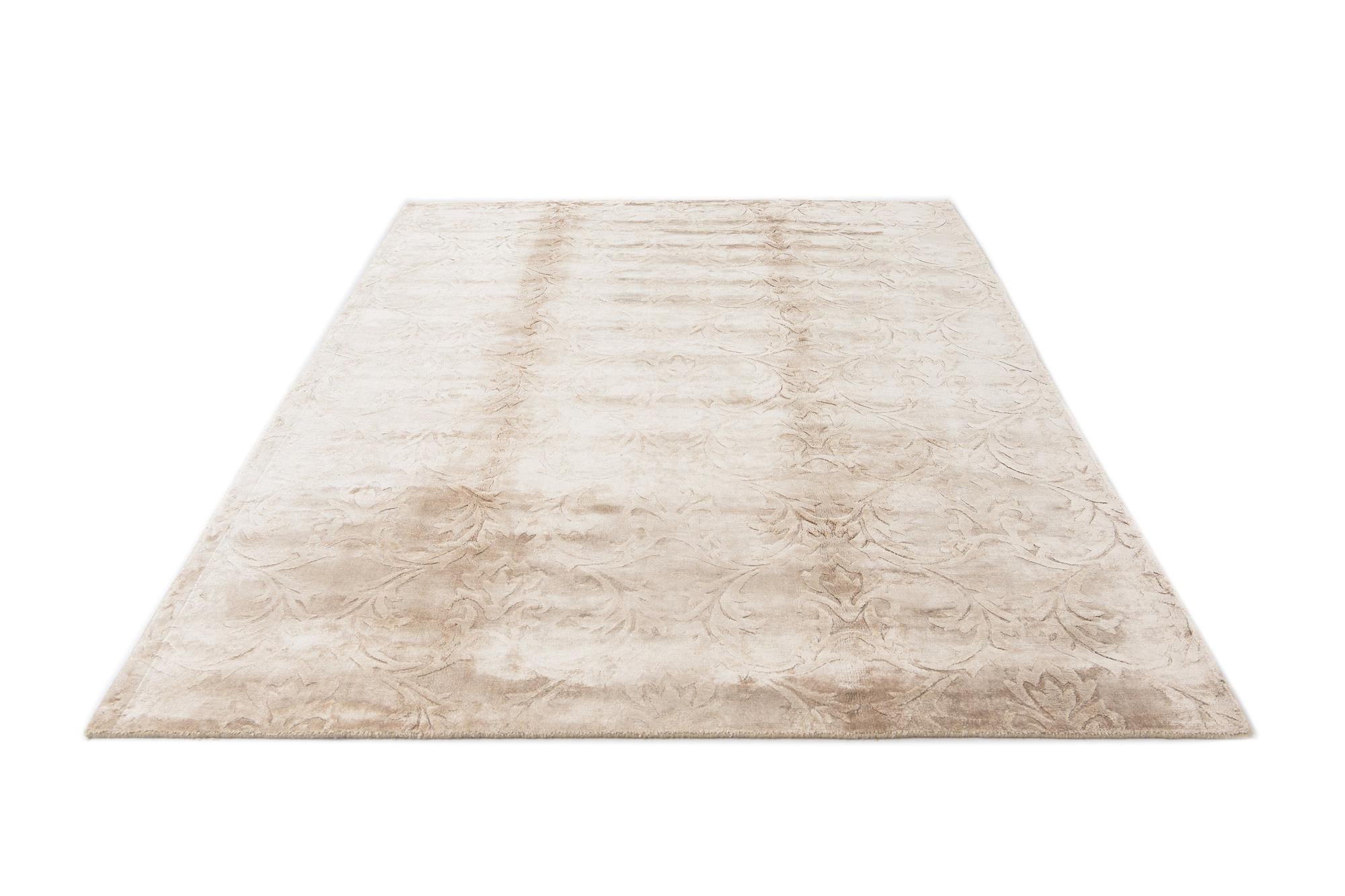 5' 7 x 7' 10 Darya Rug