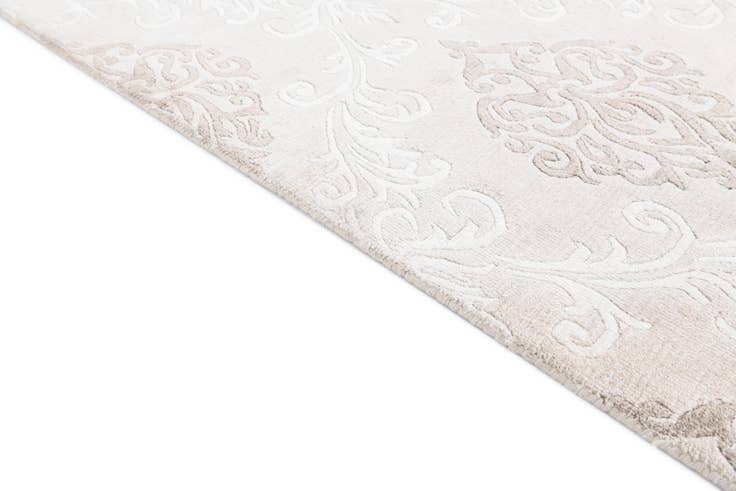 Detail image of 5' 6 x 8' Hand Knotted Darya Wool Rug