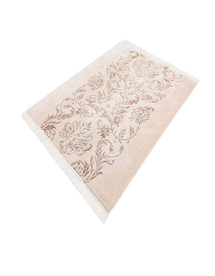 Detail image of 4' 11 x 6' 6 Darya Rug