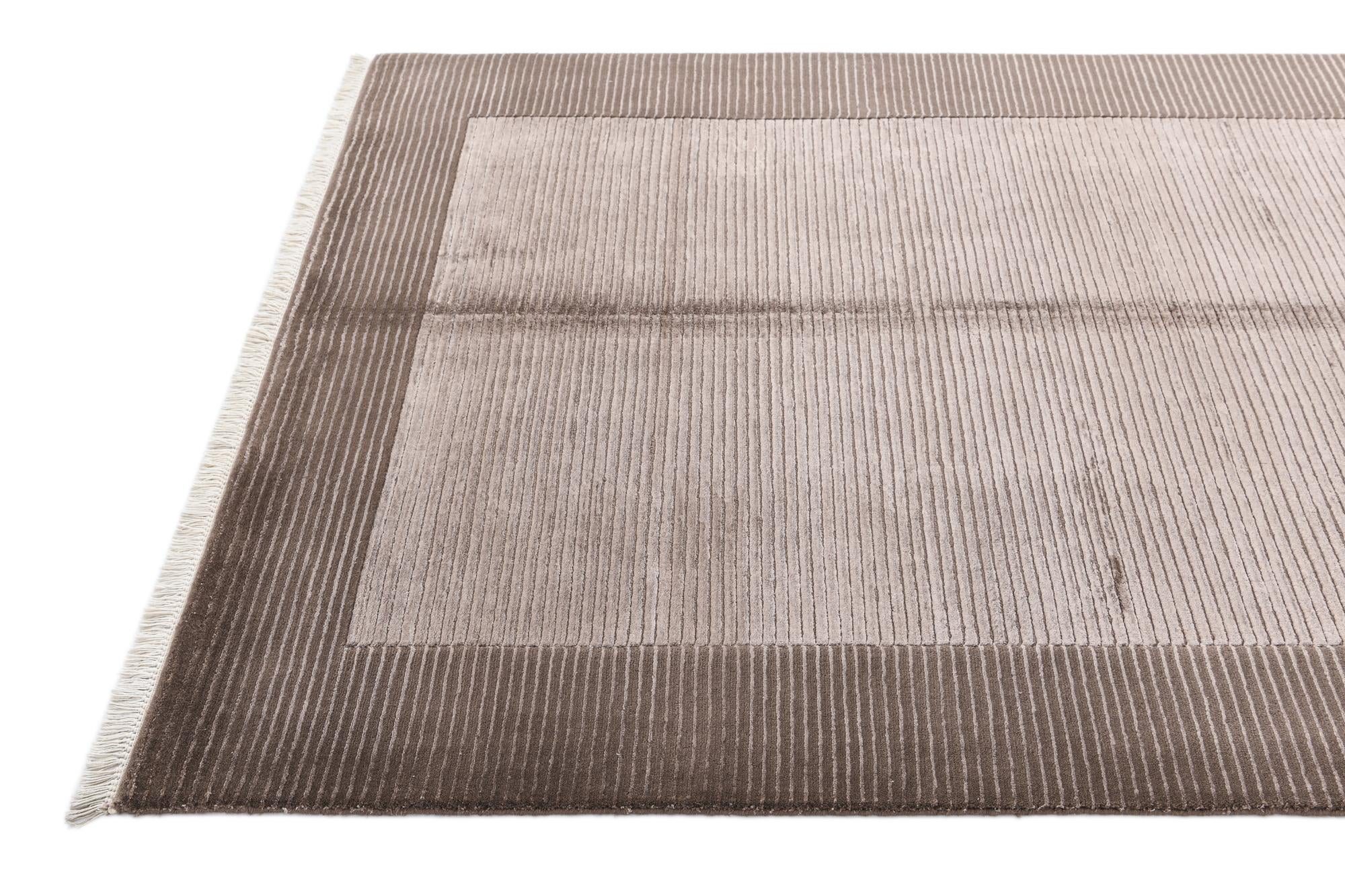 4' 10 x 6' 8 Hand Knotted Darya Wool Rug