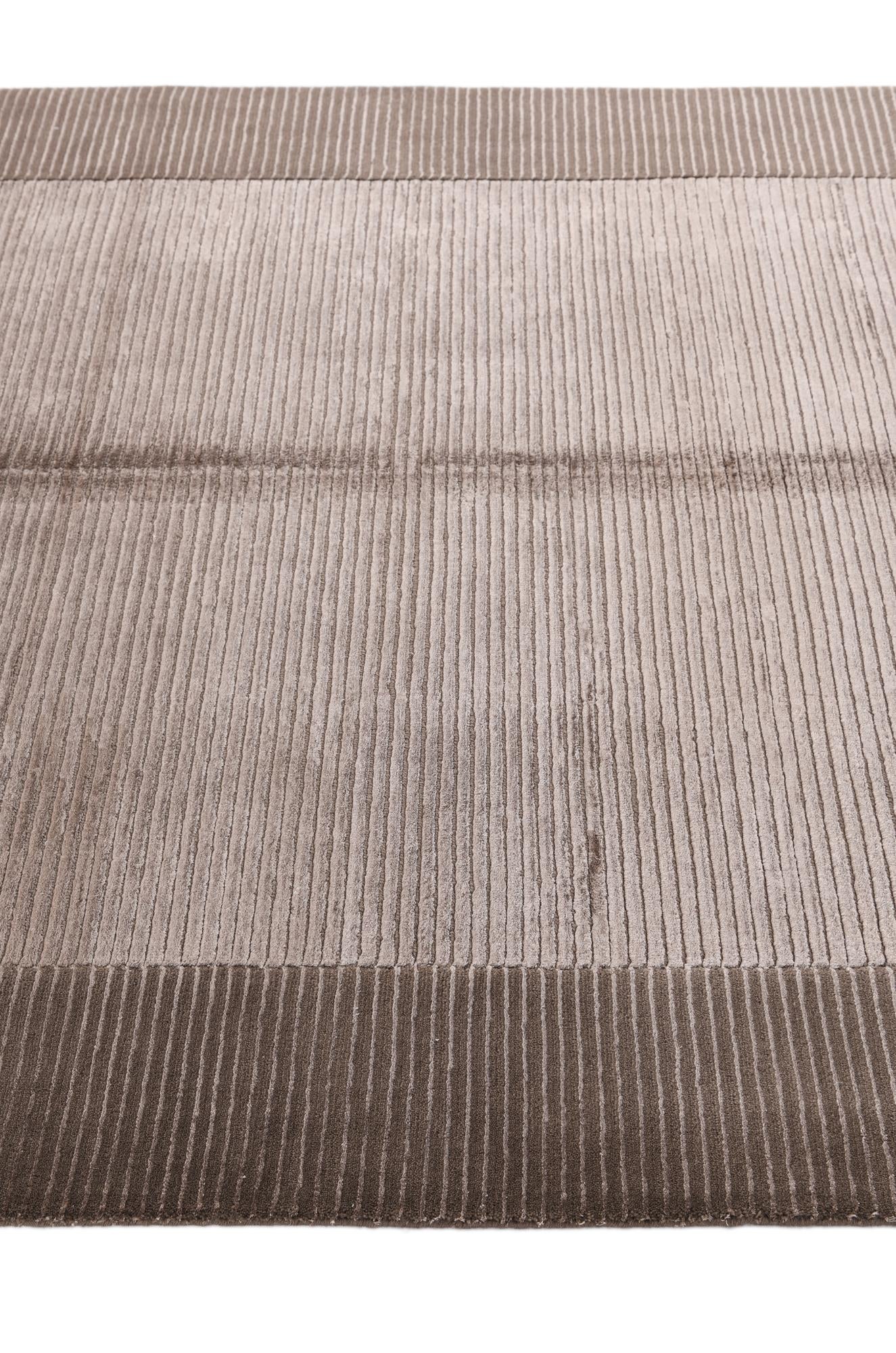 4' 10 x 6' 8 Hand Knotted Darya Wool Rug