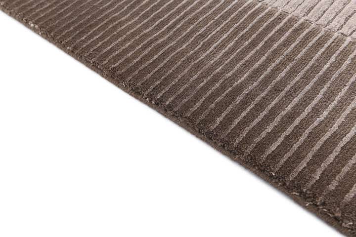 4' 10 x 6' 8 Hand Knotted Darya Wool Rug