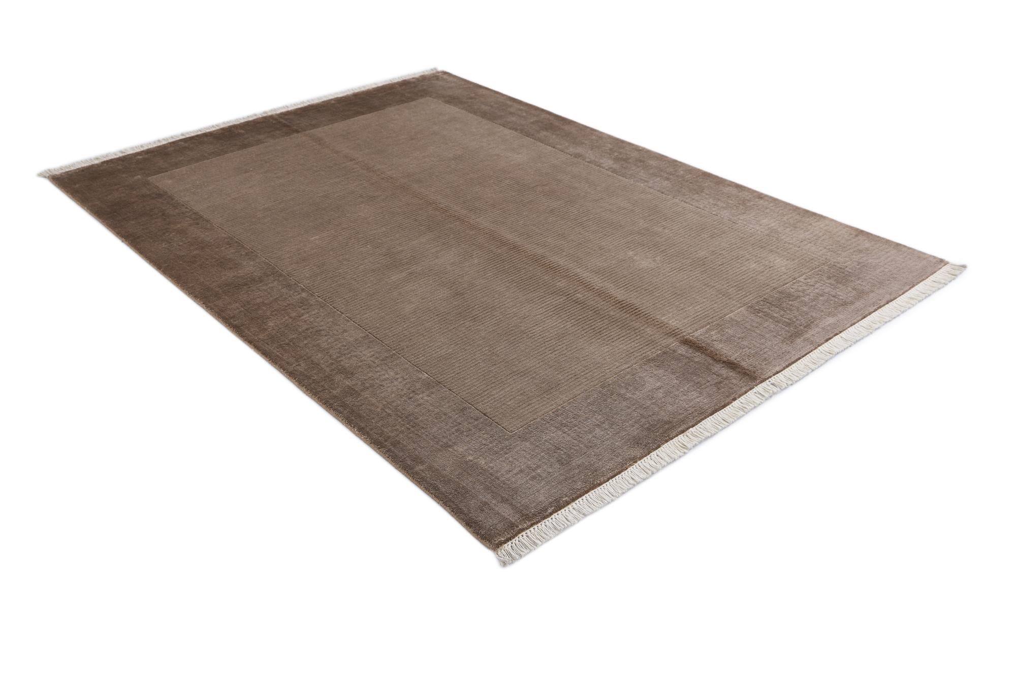 4' 10 x 6' 9 Hand Knotted Darya Wool Rug