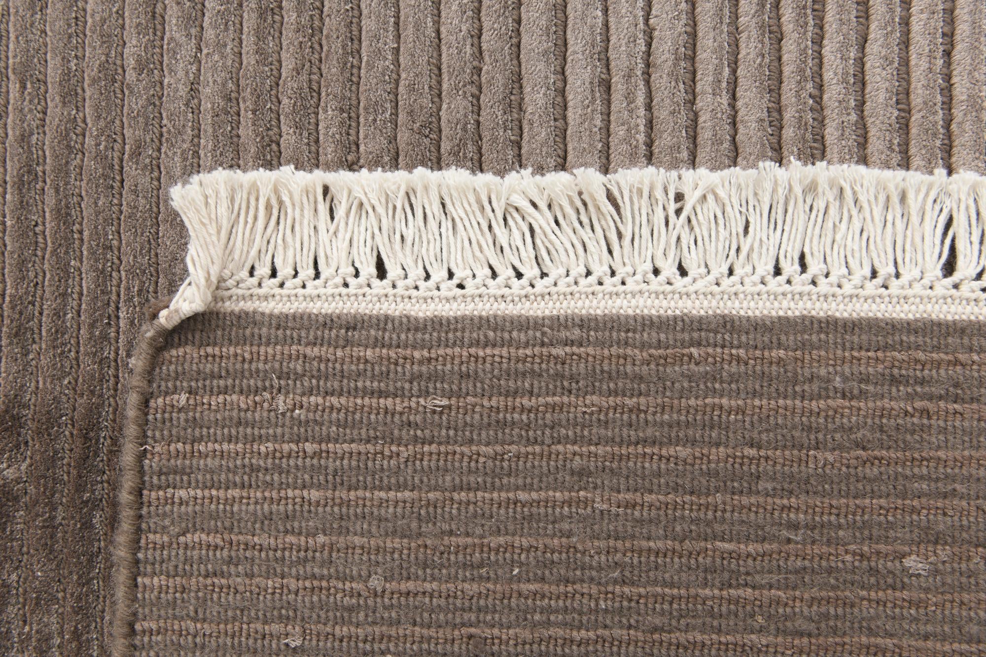 5' 7 x 7' 10 Hand Knotted Darya Wool Rug