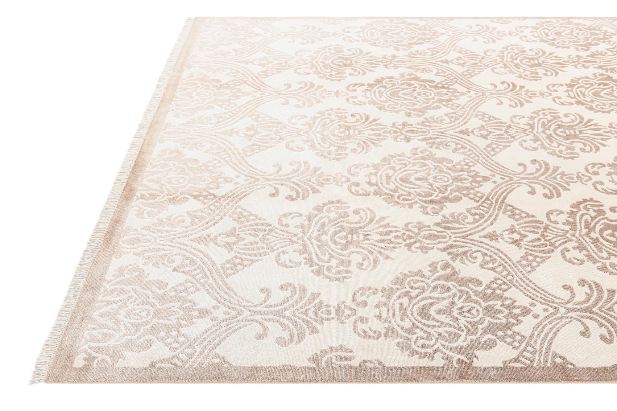 6' 9 x 9' 11 Hand Knotted Darya Wool Rug