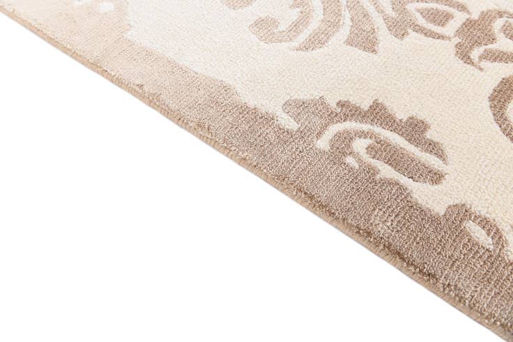 Detail image of 6' 9 x 9' 11 Hand Knotted Darya Wool Rug