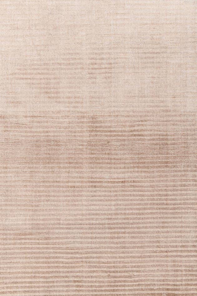 Detail image of 2' 7 x 5' 1 Hand Knotted Darya Wool Rug