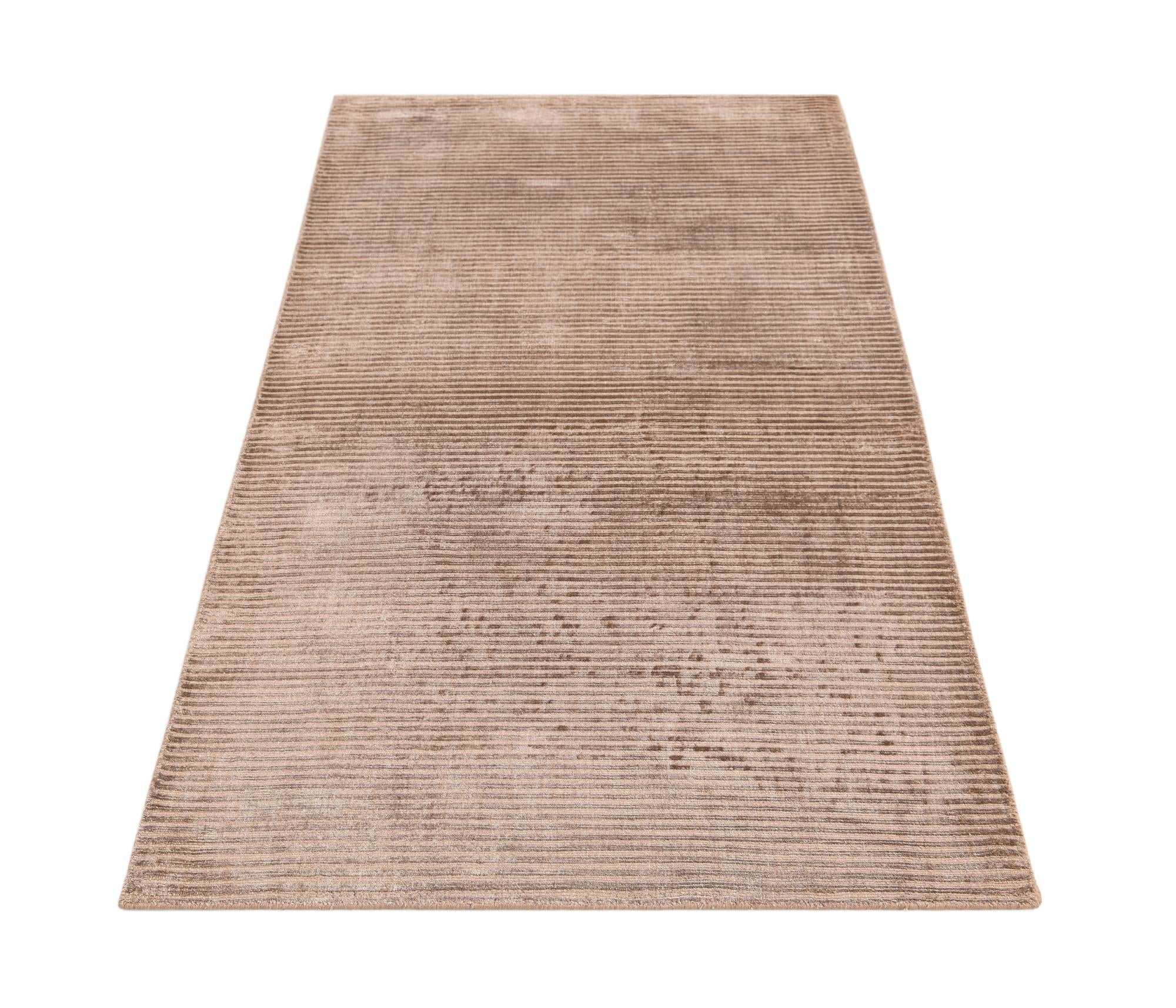 2' 8 x 5' Hand Knotted Darya Wool Rug