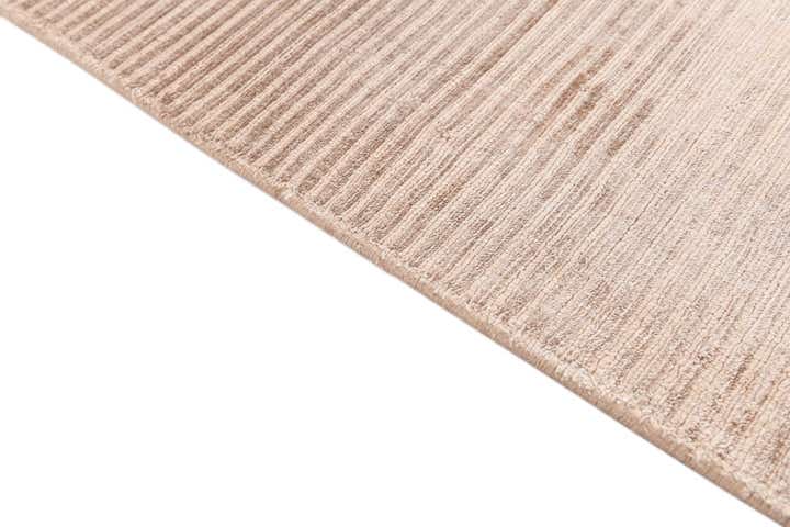 2' 7 x 5' Hand Knotted Darya Wool Rug