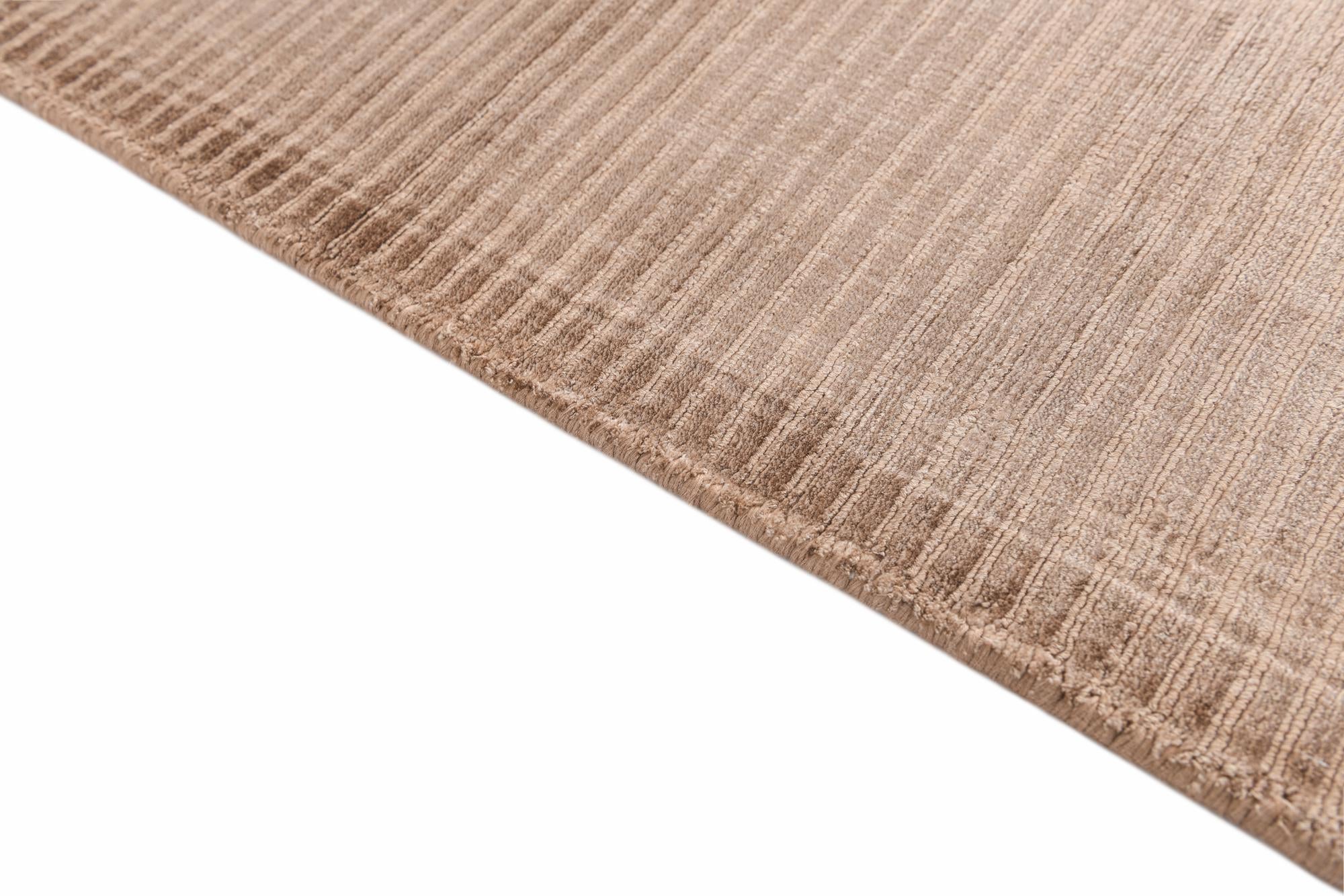 2' 8 x 5' Hand Knotted Darya Wool Rug