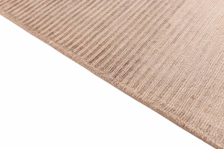 Detail image of 2' 8 x 5' Hand Knotted Darya Wool Rug