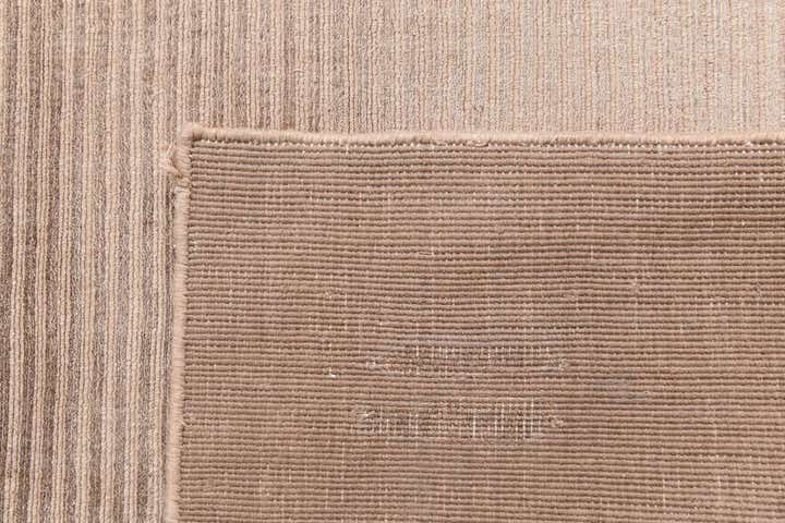 2' 8 x 5' Hand Knotted Darya Wool Rug