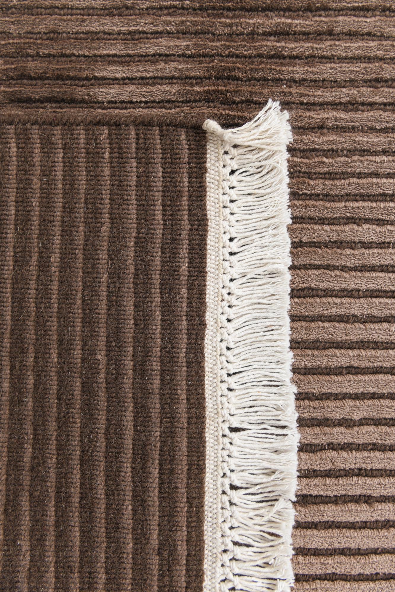 6' 6 x 9' 10 Hand Knotted Darya Wool Rug